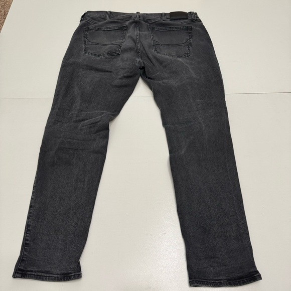Hollister black faded distressed slim taper jean size 36 - Picture 9 of 10